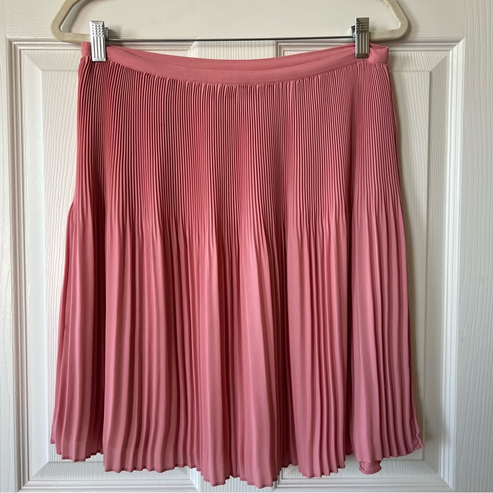 Loft Pink Pleated Skirt